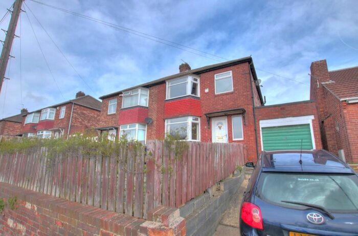 3 Bedroom Semi-Detached House To Rent In Benwell Lane, Newcastle Upon Tyne, NE15