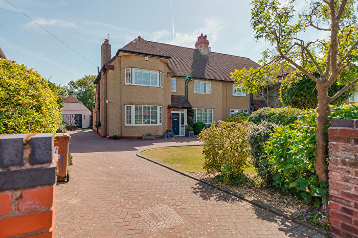 4 Bedroom Semi-Detached House For Sale In Bertram Drive, Meols, Wirral, CH47