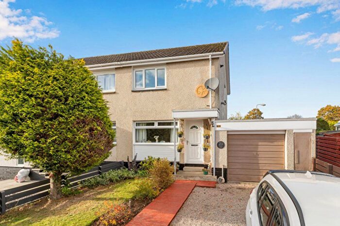 2 Bedroom Semi Detached House For Sale In Parsonspool, Bonnyrigg, EH19