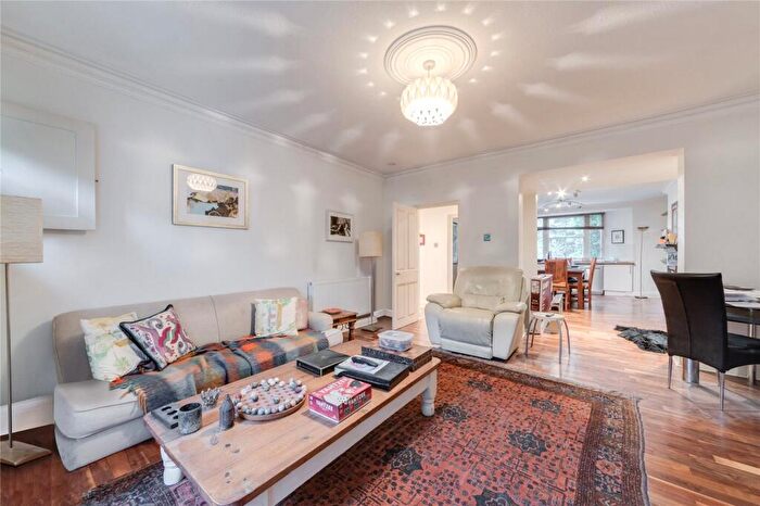 2 Bedroom Maisonette To Rent In Eldon Grove, Hampstead, NW3