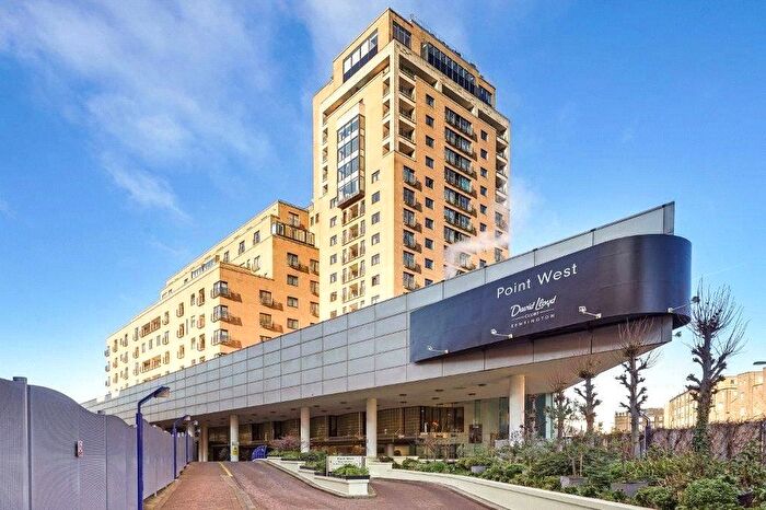 2 Bedroom Flat To Rent In Cromwell Road, London, SW7