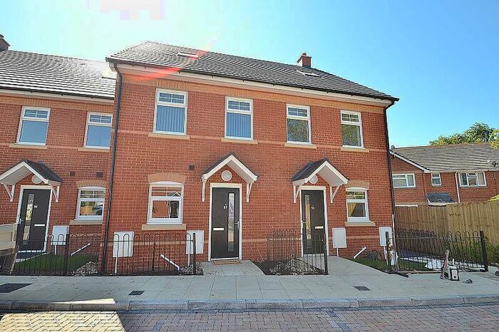 3 Bedroom Terraced House To Rent In Hamworthy, BH15