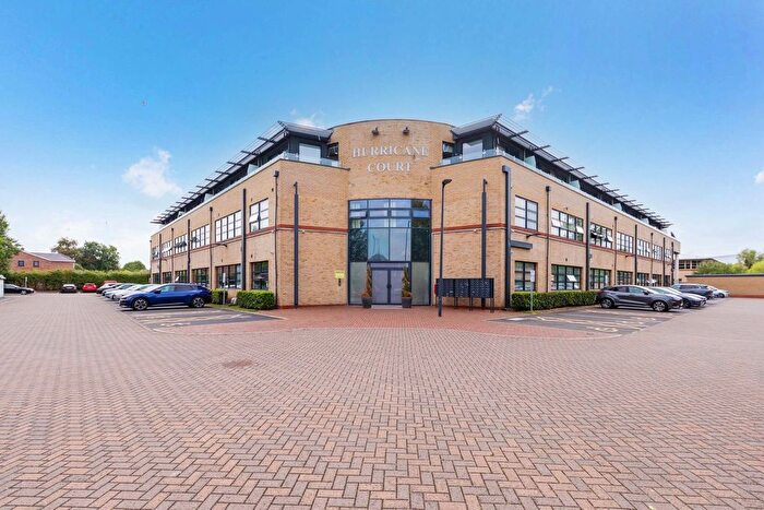 1 Bedroom Flat To Rent In Heron Drive, Slough, SL3