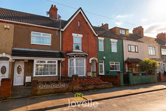 3 Bedroom Terraced House For Sale In Patrick Street, Grimsby, DN32