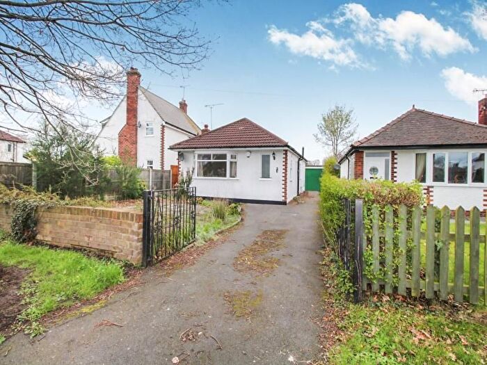 3 Bedroom Bungalow To Rent In Caughall Road, Upton, Chester, CH2