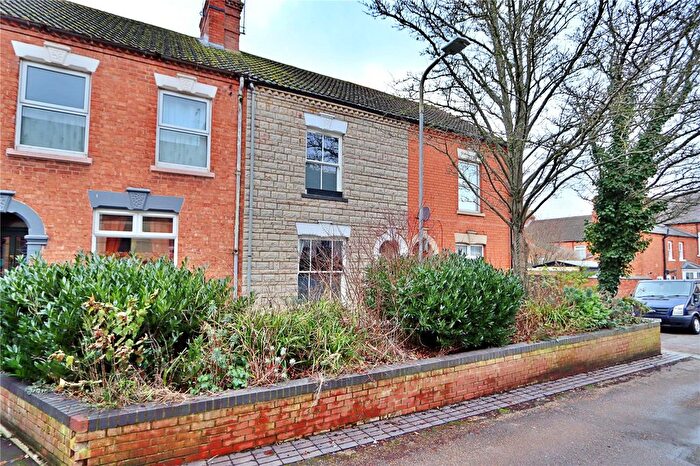 2 Bedroom Terraced House For Sale In Bedford Street, Wolverton, Milton Keynes, Buckinghamshire, MK12