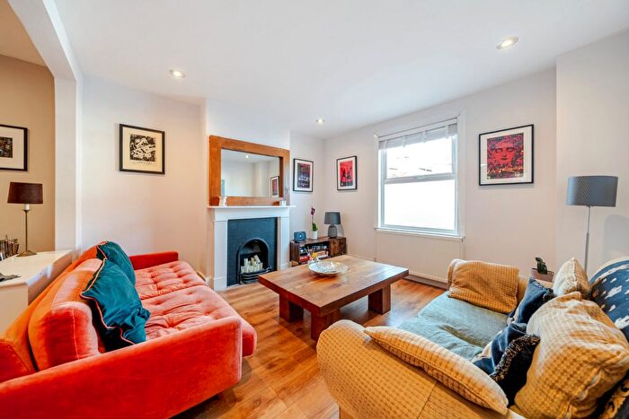 3 Bedroom Terraced House For Sale In Ellison Road, Streatham Common, London, SW16