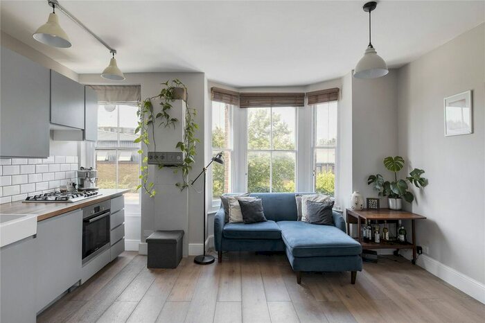 1 Bedroom Flat To Rent In Milkwood Road, London, SE24