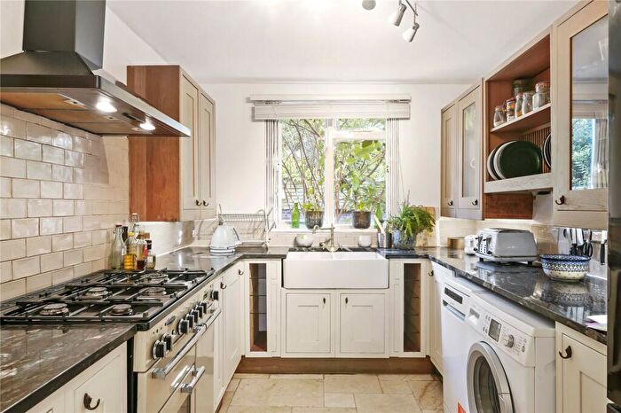 1 Bedroom Flat To Rent In Englefield Road, Canonbury, N1