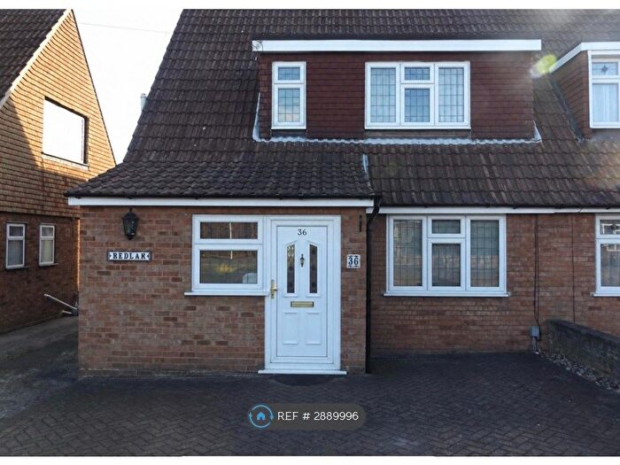 3 Bedroom Semi-Detached House To Rent In Hearsall Avenue, Stanford-Le-Hope, SS17
