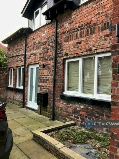 2 Bedroom Flat To Rent In Litherland Park, Liverpool, L21