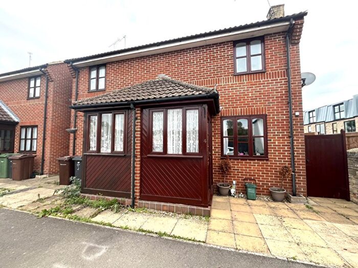 2 Bedroom Semi-Detached House To Rent In Aspen Court, Faringdon, Oxfordshire, SN7