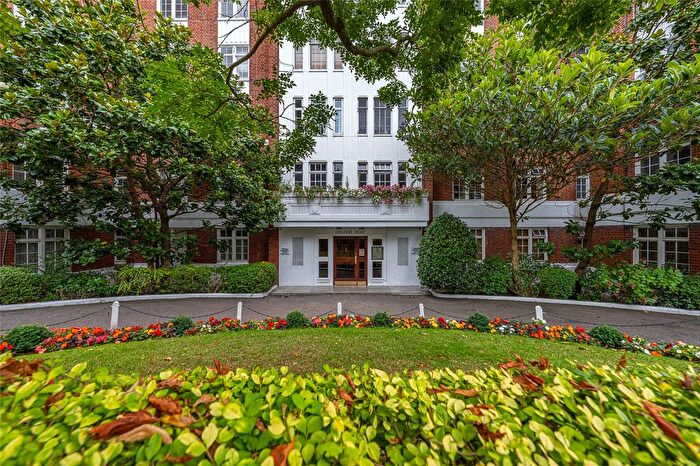 1 Bedroom Flat For Sale In Langford Court, Abbey Road, St John's Wood, London, NW8