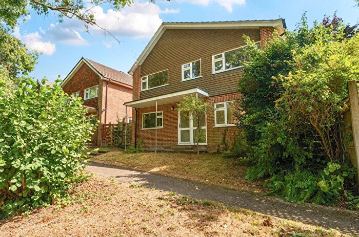 4 Bedroom Detached House For Sale In Westwood Gardens, Hiltingbury, Chandler's Ford, SO53