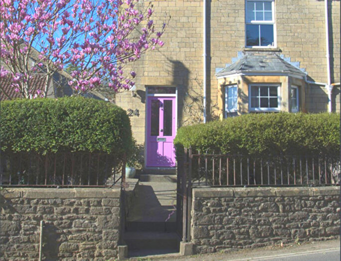 3 Bedroom Semi Detached House For Sale In Quaperlake Street, Bruton, BA10