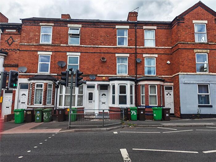 3 Bedroom Flat To Rent In Hartley Road, Radford, NG7