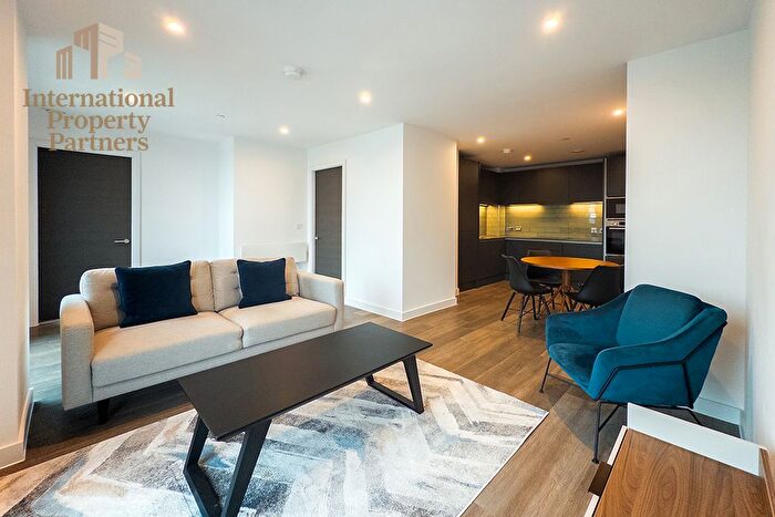 2 Bedroom Flat To Rent In High Definition, Media City, Salford, M50