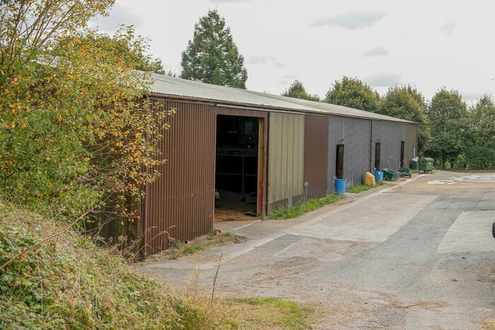 3 Bedroom Equestrian Property To Rent In Highlands, Collingbourne Ducis, Wiltshire SN8