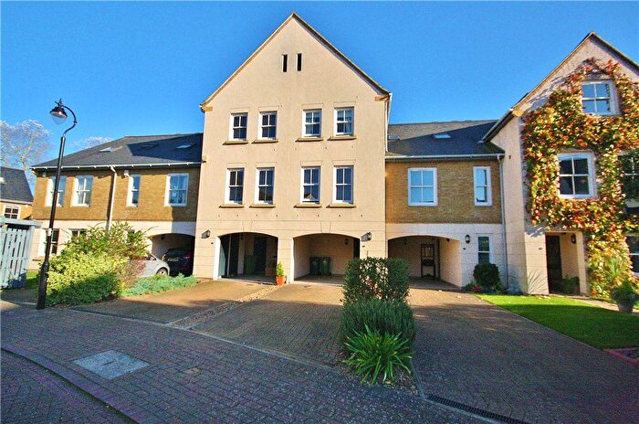 3 Bedroom Terraced House To Rent In Wraysbury Gardens, Staines-Upon-Thames, Surrey, TW18