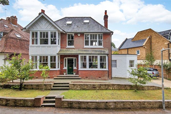 4 Bedroom Detached House For Sale In Hitchen Hatch Lane, Sevenoaks, Kent, TN13