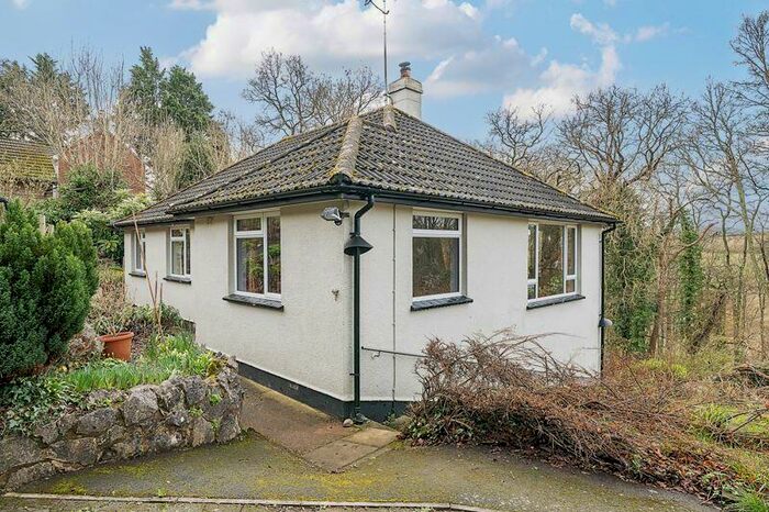 3 Bedroom Detached House For Sale In Nadderwater, Exeter, EX4