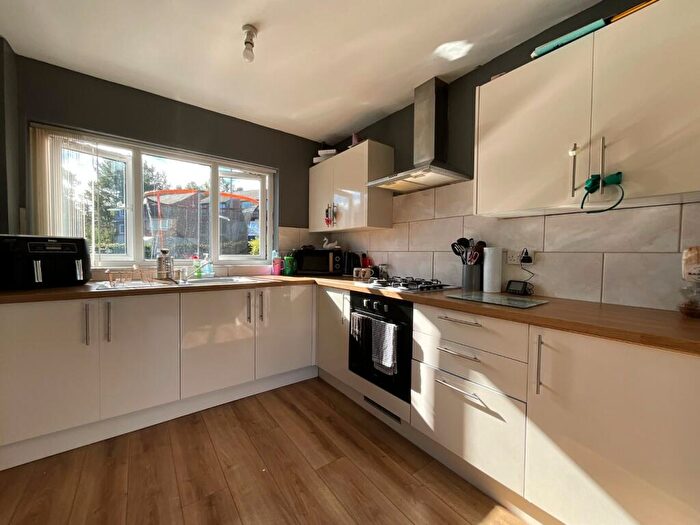 3 Bedroom Semi-Detached House For Sale In Jarrow, Tyne And Wear, NE32
