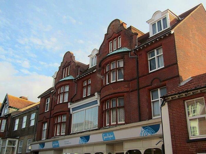 2 Bedroom Apartment To Rent In Garden Street, Cromer, NR27