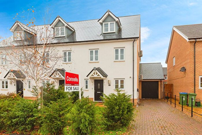 3 Bedroom Property For Sale In Pippin Road, Aylesbury, HP18