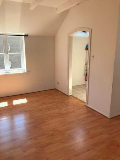 1 Bedroom Flat To Rent In Concorde Drive, London, E6