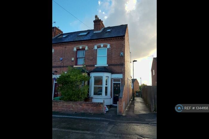3 Bedroom Terraced House To Rent In Thorneywood Rise, Nottingham, NG3