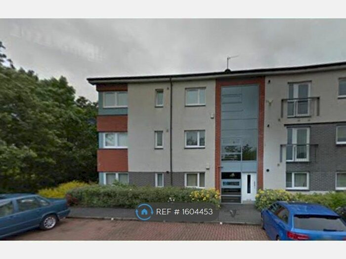 3 Bedroom Flat To Rent In Miller Street, Clydebank, G81