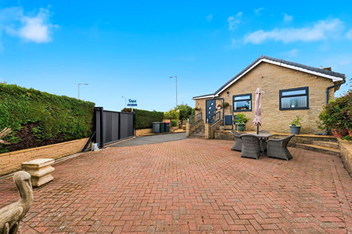 2 Bedroom Bungalow For Sale In Hesley Bar, Rotherham, S61