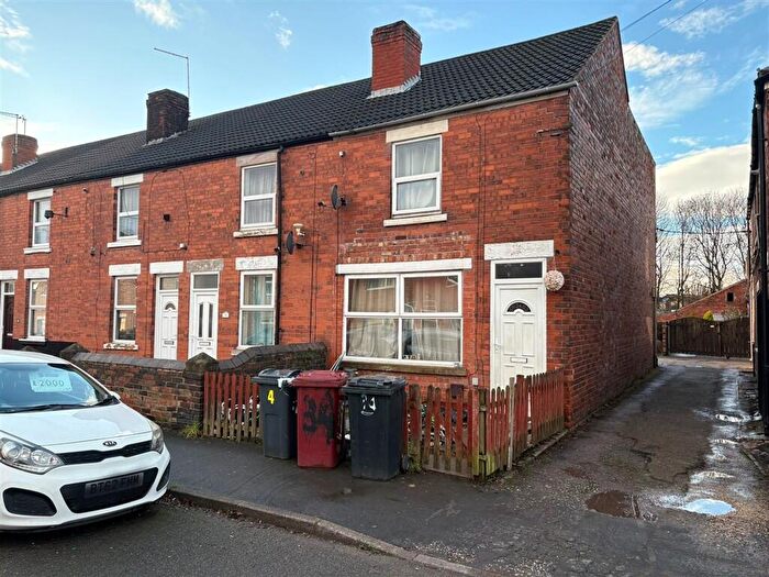 3 Bedroom End Of Terrace House For Sale In Welbeck Street, Creswell, Worksop, S80
