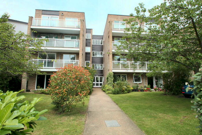 1 Bedroom Flat To Rent In St Merryn Court, Brackley Road, Beckenham, BR3