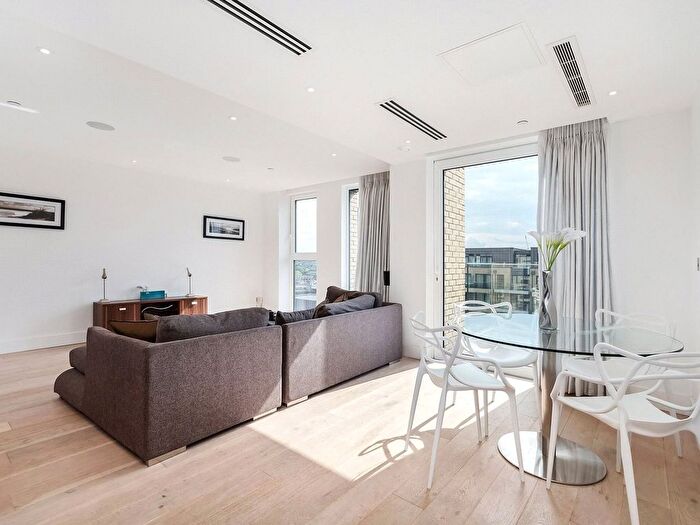 2 Bedroom Flat For Sale In Westbourne Apartments, Central Avenue, SW6