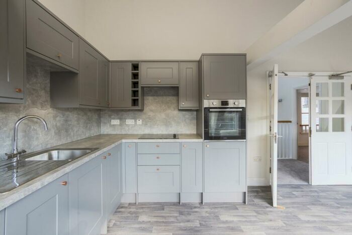 3 Bedroom Apartment To Rent In Broad Street The Old City, BS1