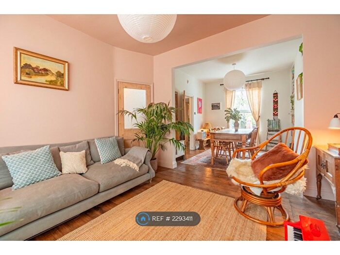 3 Bedroom Terraced House To Rent In Vale Road, Ramsgate, CT11