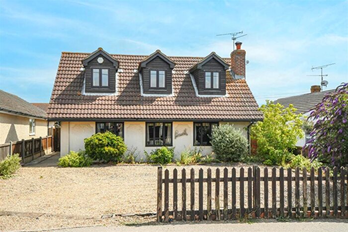 4 Bedroom Detached House For Sale In Main Road, St Lawrence, CM0