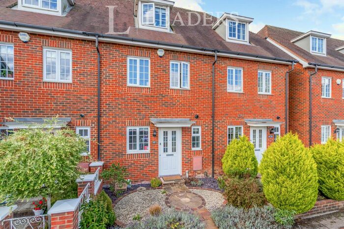 3 Bedroom Town House To Rent In The Squires, Pease Pottage, Crawley, RH11