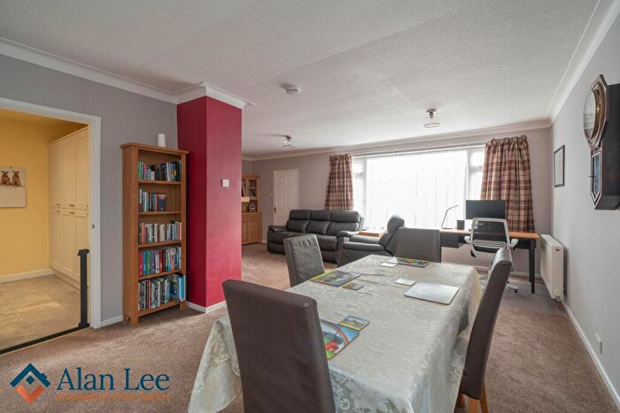 4 Bedroom Detached House For Sale In Badger Road, Tytherington, SK10