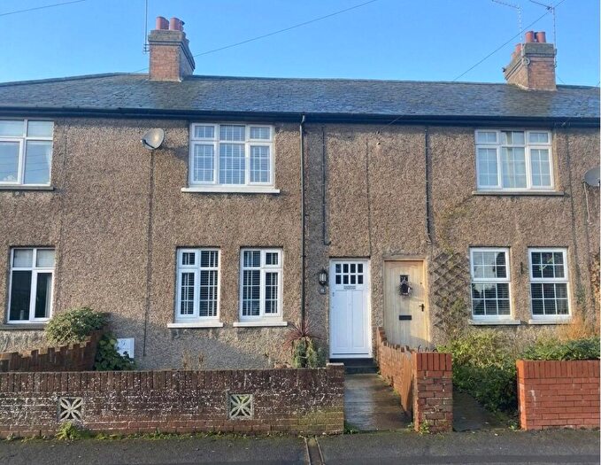 2 Bedroom Terraced House For Sale In Manor Road, Brackley, Northamptonshire, NN13
