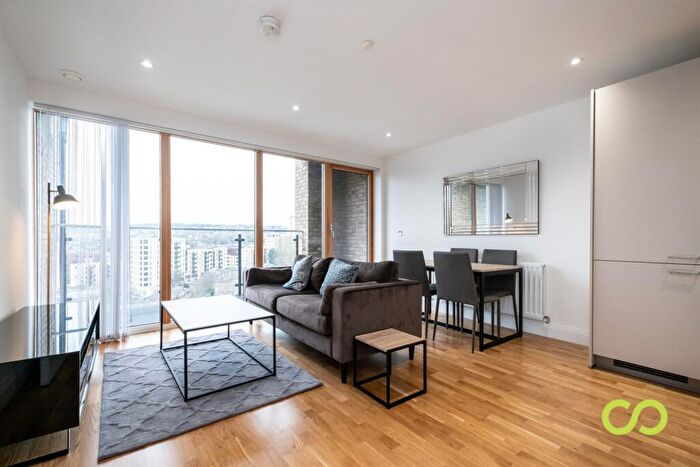 1 Bedroom Flat To Rent In Golding Lodge, Wellington Street, Woolwich, SE18