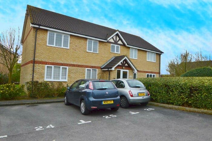 2 Bedroom Apartment To Rent In Rockall Court, Langley, Slough, Slough, Berkshire, SL3
