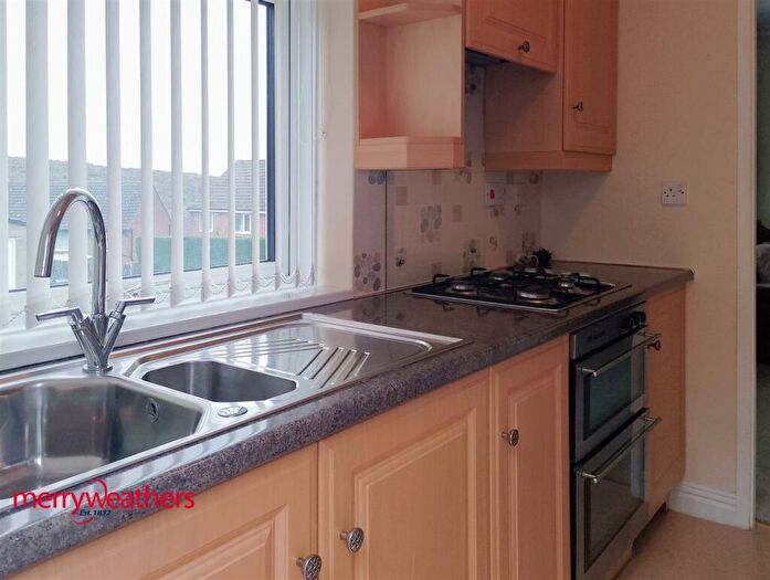 2 Bedroom Semi-Detached Bungalow For Sale In Sunnybank Crescent, Brinsworth, Rotherham, S60