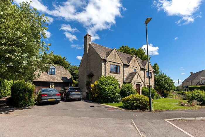 4 Bedroom Detached House For Sale In Moorgate, Downington, Lechlade, Gloucestershire, GL7