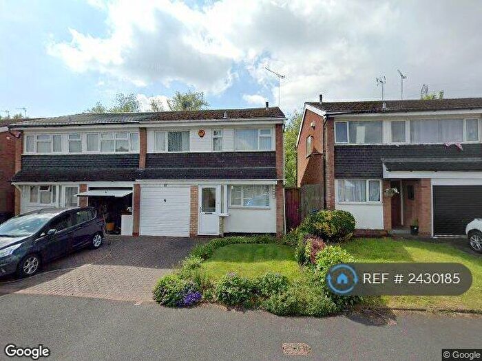 3 Bedroom Semi-Detached House To Rent In Derry Close, Birmingham, B17