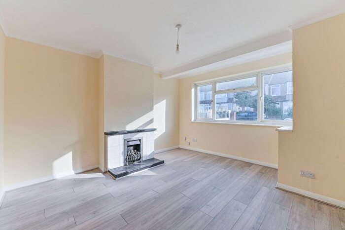 3 Bedroom Terraced House To Rent In Northborough Road, Mitcham, London, SW16