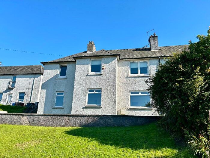 3 Bedroom Flat To Rent In Cherry Crescent, Clydebank, West Dunbartonshire, G81