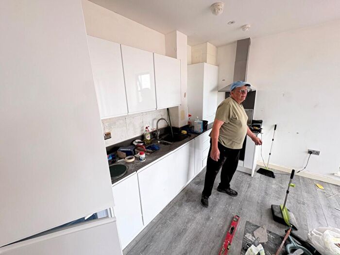 2 Bedroom Flat To Rent In Joynes House, Woolwich Road, Greenwich, SE7
