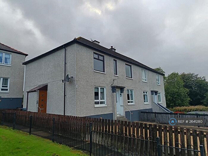 2 Bedroom Flat To Rent In Blackwood Avenue, Caterine, KA5